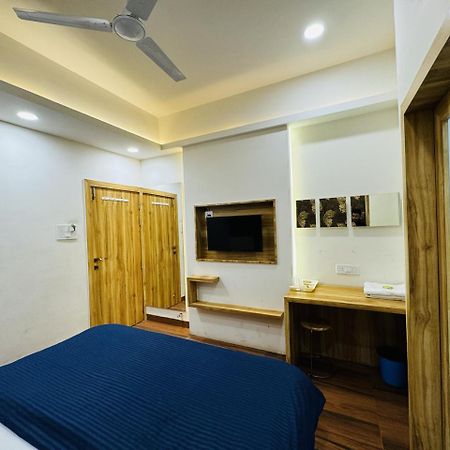 Hotel Shree Mahakal Krapa 우자인 외부 사진