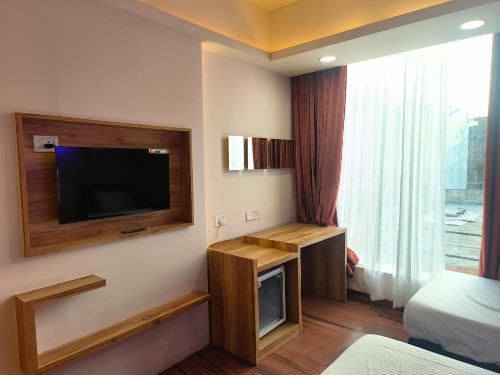 Hotel Shree Mahakal Krapa 우자인 외부 사진