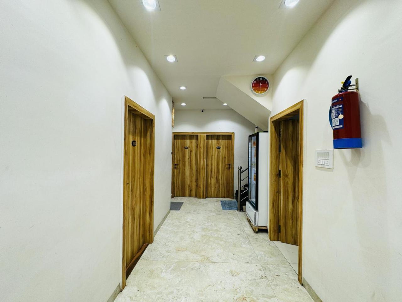 Hotel Shree Mahakal Krapa 우자인 외부 사진