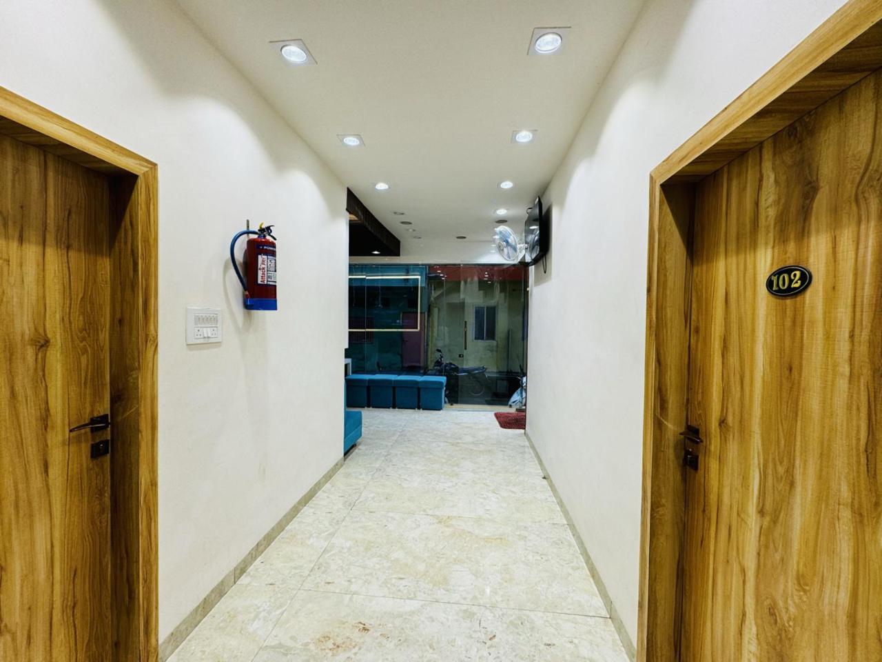 Hotel Shree Mahakal Krapa 우자인 외부 사진