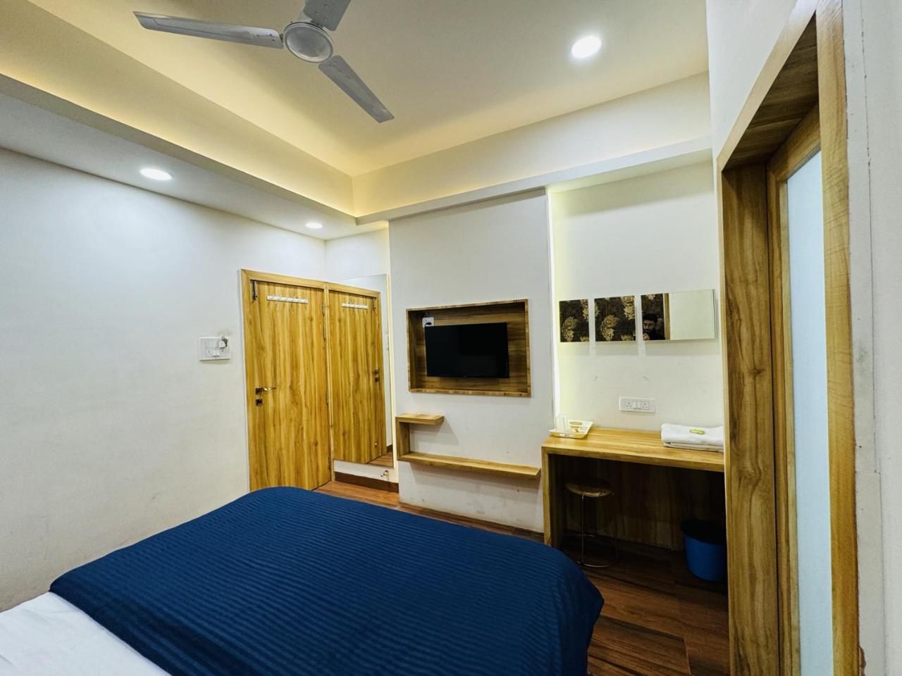 Hotel Shree Mahakal Krapa 우자인 외부 사진